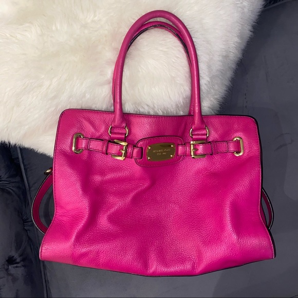 Michael Kors Handbags - SALE - Michael Kors fuchsia handbag gold hardware